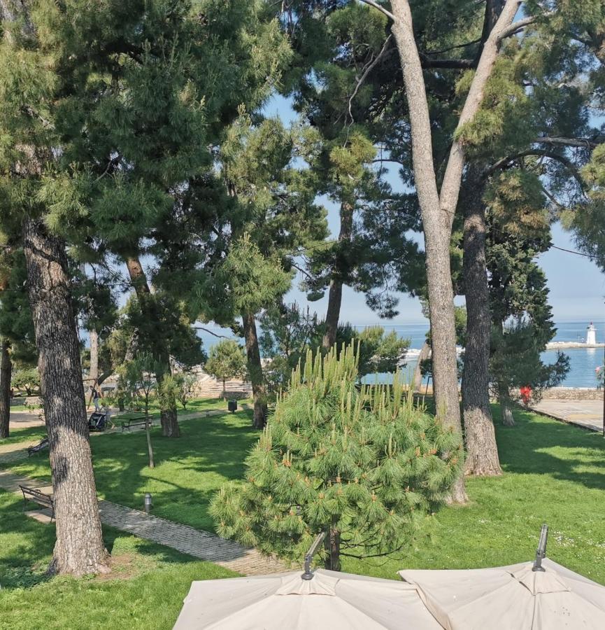 Emily Deluxe Superior 5 Star Studio Apartment, Your Piece Of Heaven With Sea & Park View Novigrad (Istria) Exterior foto