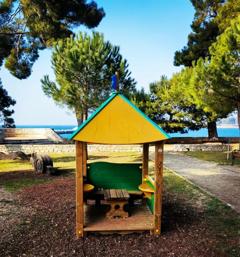 Emily Deluxe Superior 5 Star Studio Apartment, Your Piece Of Heaven With Sea & Park View Novigrad (Istria) Exterior foto
