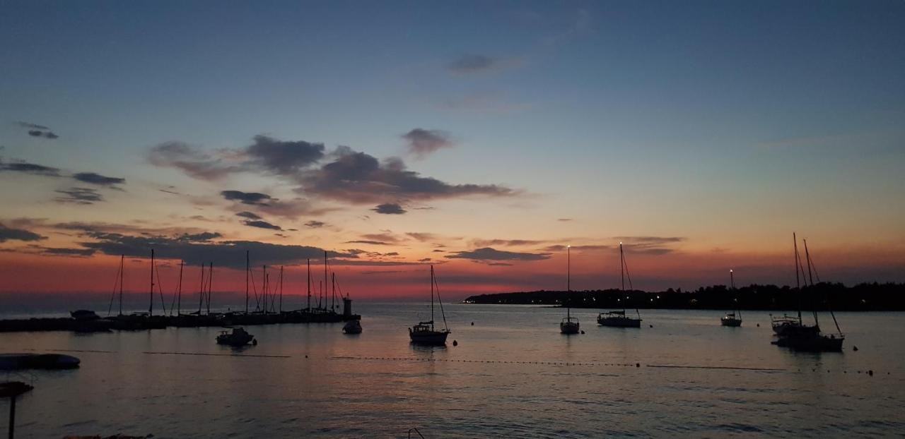 Emily Deluxe Superior 5 Star Studio Apartment, Your Piece Of Heaven With Sea & Park View Novigrad (Istria) Exterior foto