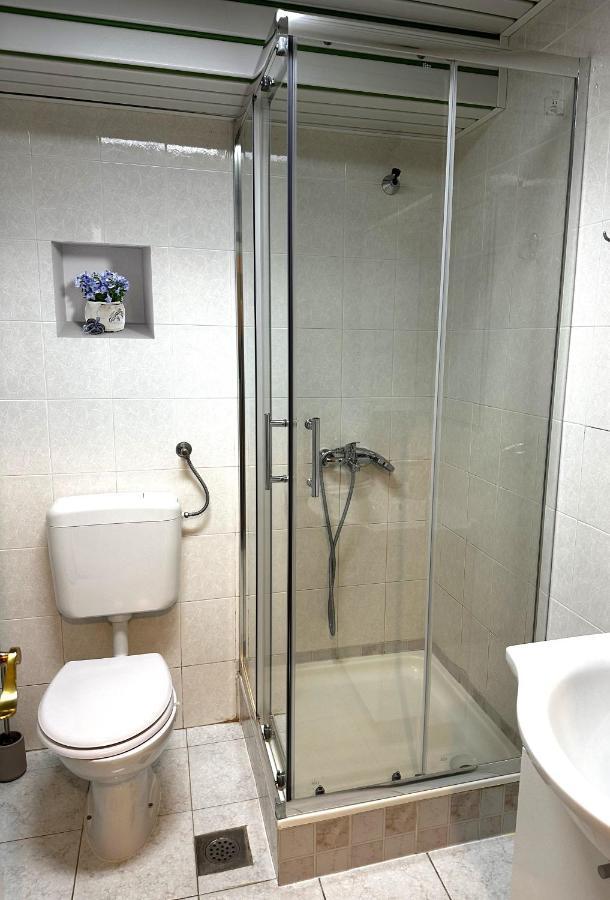 Emily Deluxe Superior 5 Star Studio Apartment, Your Piece Of Heaven With Sea & Park View Novigrad (Istria) Exterior foto
